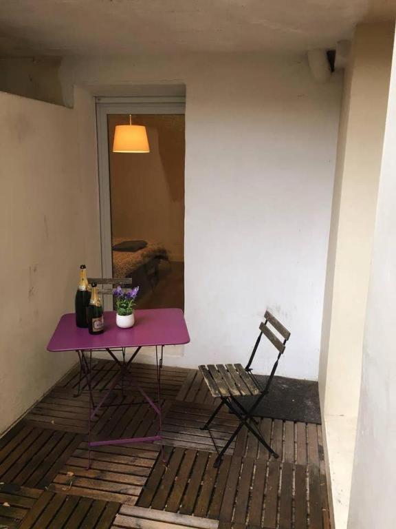 EUGENE - Appartement cosy aux pieds de la cathédrale Reims Extérieur photo
